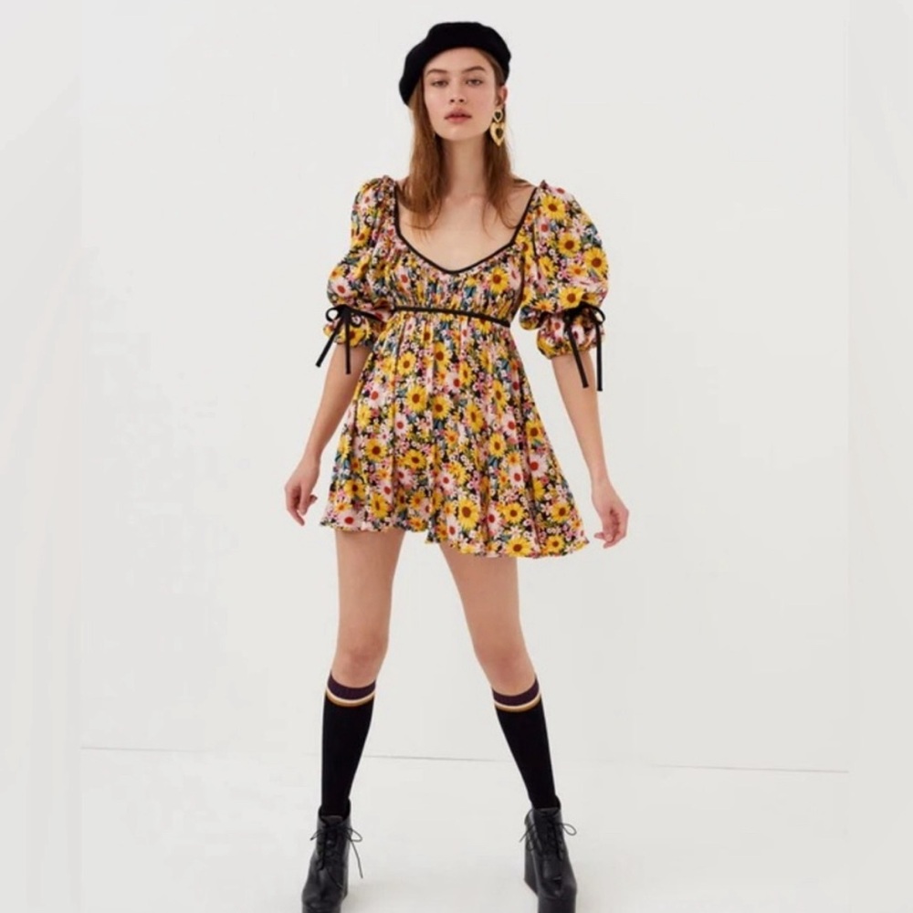 For love and lemons 💛 floral babydoll